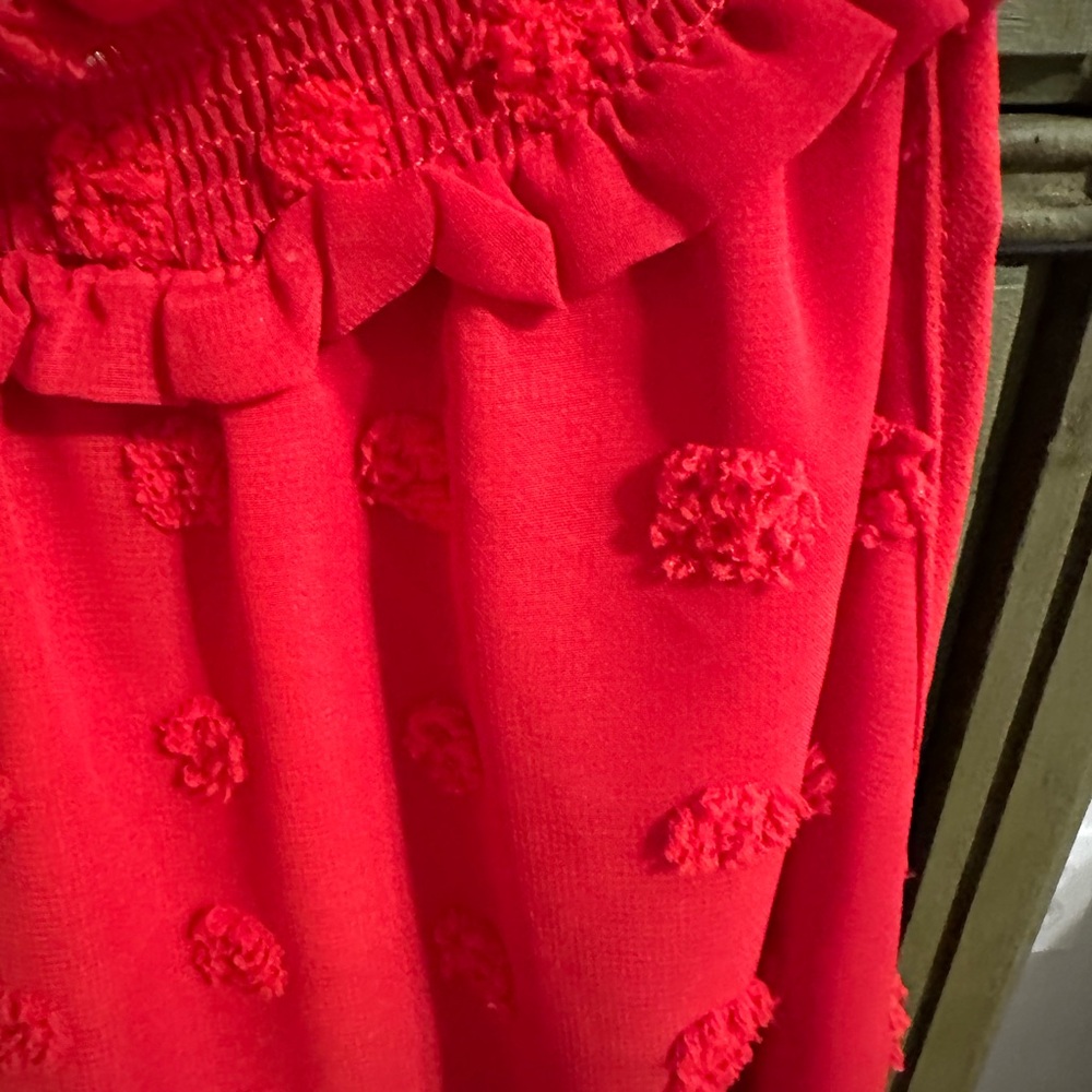 NWOT red top - Picture 3 of 9